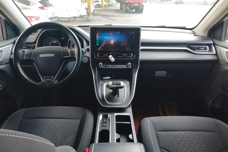 Used Haval M6 2021 PLUS 1.5T DCT Elite Smart Connectivity Model Center Console