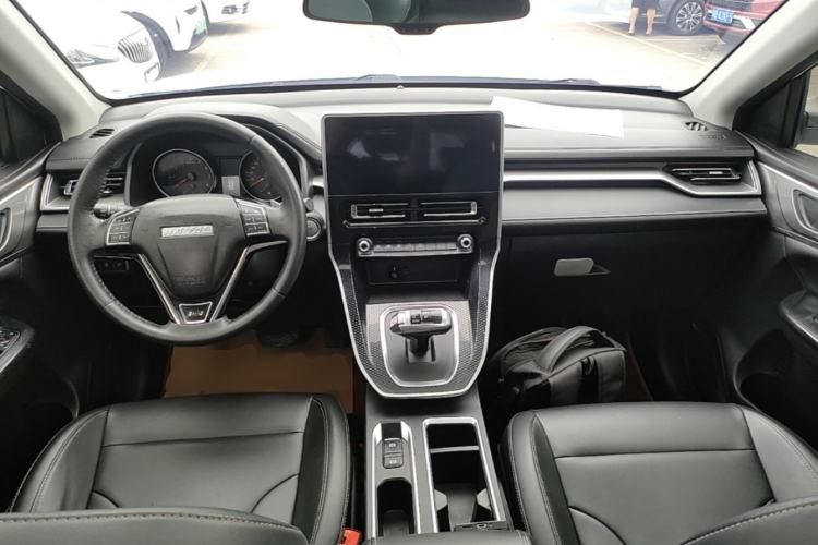 Used Haval M6 2021 PLUS 1.5T DCT Luxury Smart Connectivity Model Center Console