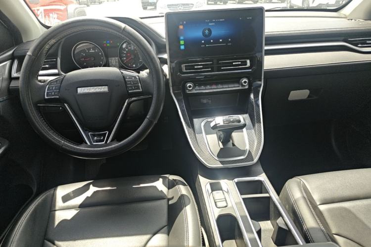 Used Haval M6 2021 PLUS 1.5T DCT Luxury Smart Connectivity Model Center Console