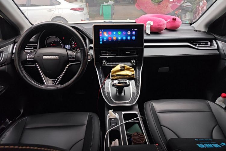Used Haval M6 2021 PLUS 1.5T DCT Luxury Smart Connectivity Model Center Console