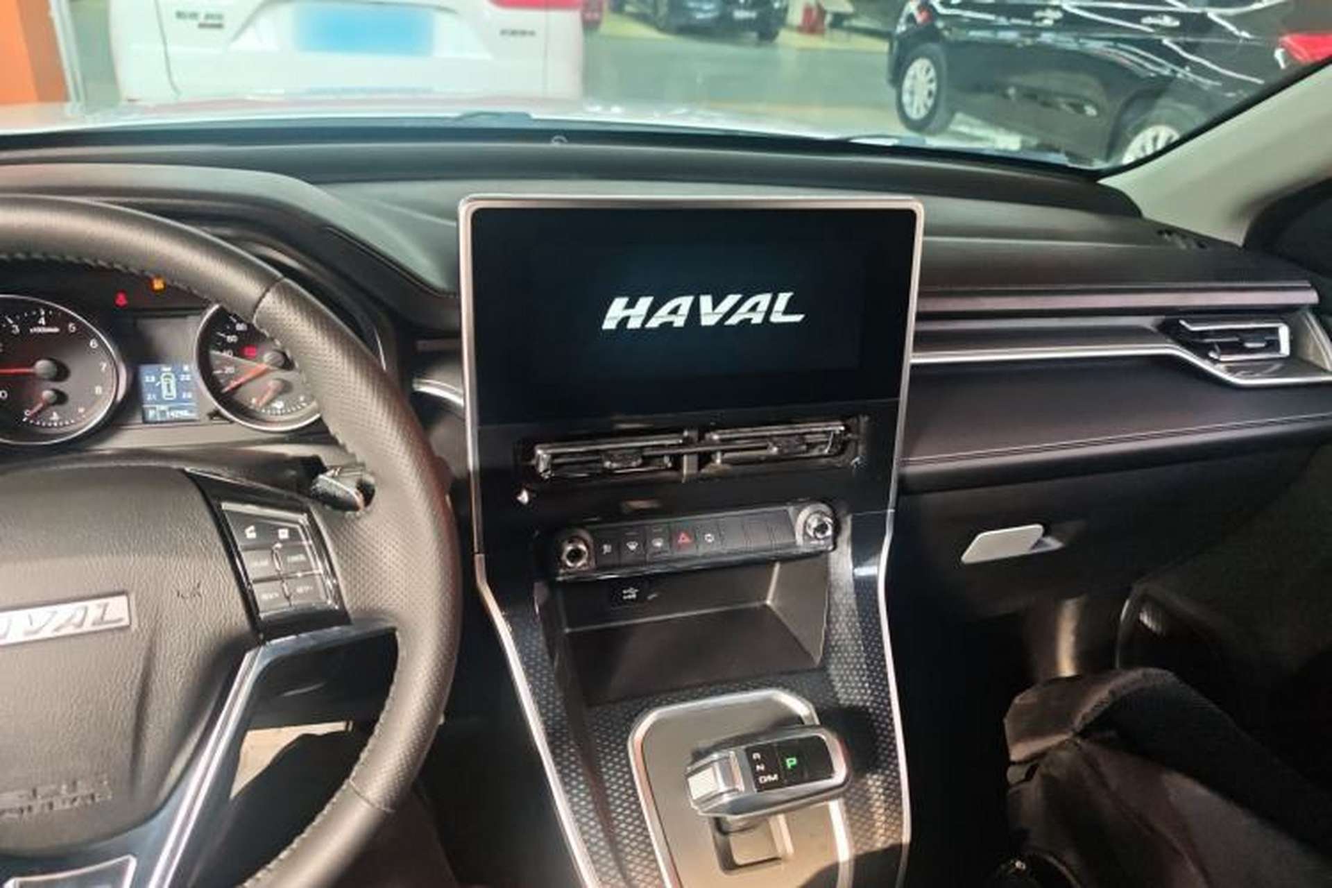 Used Haval M6 2021 PLUS 1.5T DCT Luxury Smart Connectivity Model Center Console