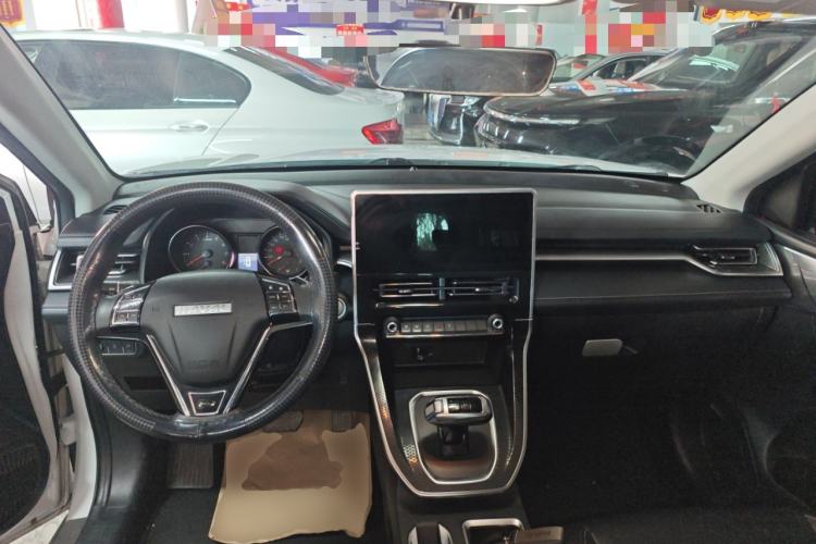 Used Haval M6 2021 PLUS 1.5T DCT Luxury Smart Connectivity Model Center Console