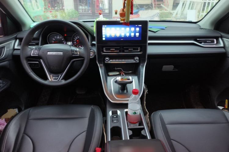 Used Haval M6 2021 PLUS 1.5T DCT Luxury Smart Connectivity Model Center Console