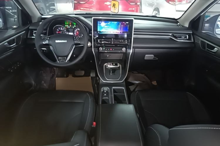 Used Haval M6 2021 PLUS 1.5T DCT Luxury Smart Connectivity Model Center Console