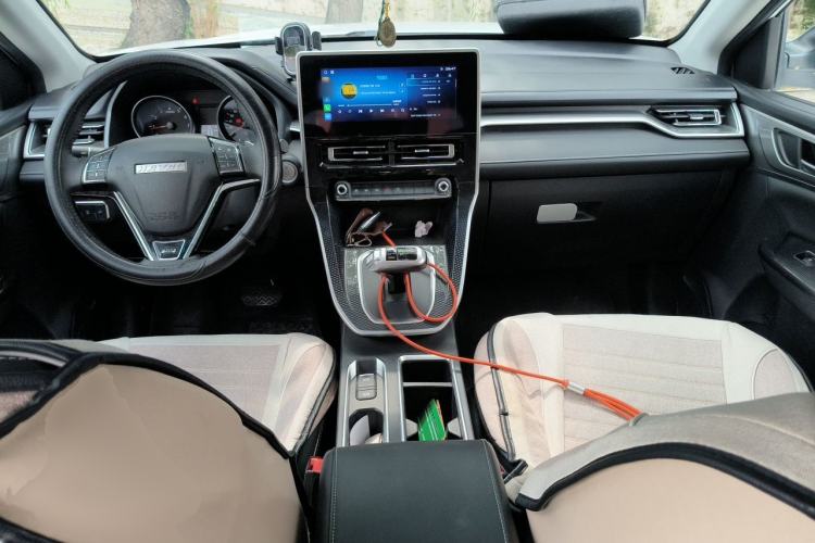 Used Haval M6 2021 PLUS 1.5T DCT Luxury Smart Connectivity Model Center Console