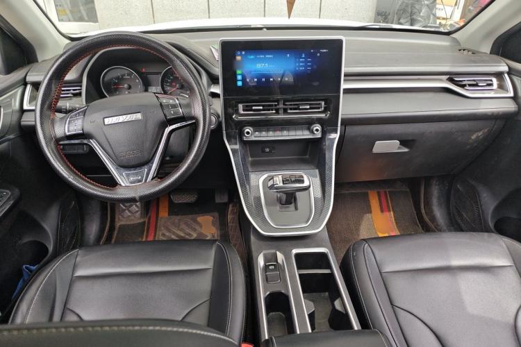 Used Haval M6 2021 PLUS 1.5T DCT Comfort Edition Center Console