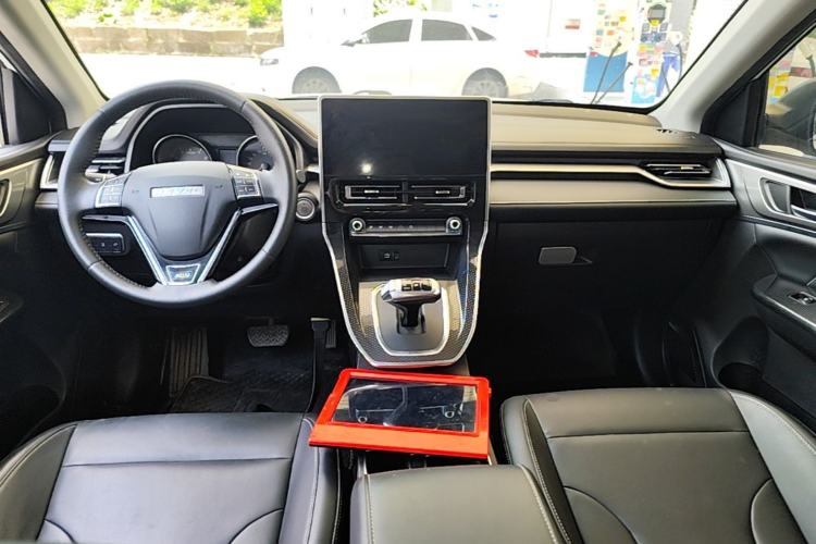 Used Haval M6 2021 PLUS 1.5T DCT Luxury Smart Connectivity Model Center Console
