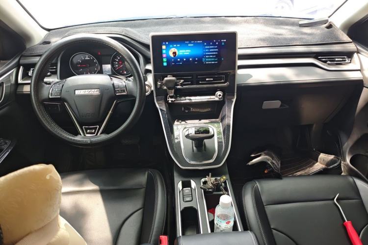 Used Haval M6 2021 PLUS 1.5T DCT Luxury Smart Connectivity Model Center Console