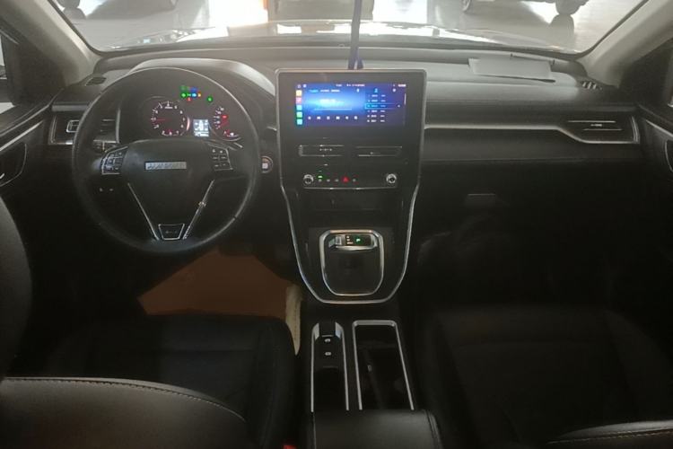 Used Haval M6 2021 PLUS 1.5T DCT Luxury Smart Connectivity Model Center Console