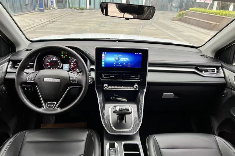 Used Haval M6 2021 PLUS 1.5T DCT Luxury Smart Connectivity Model Center Console