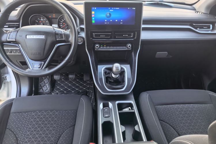 Used Haval M6 2021 PLUS 1.5T Manual Elite Smart Connectivity Model Center Console