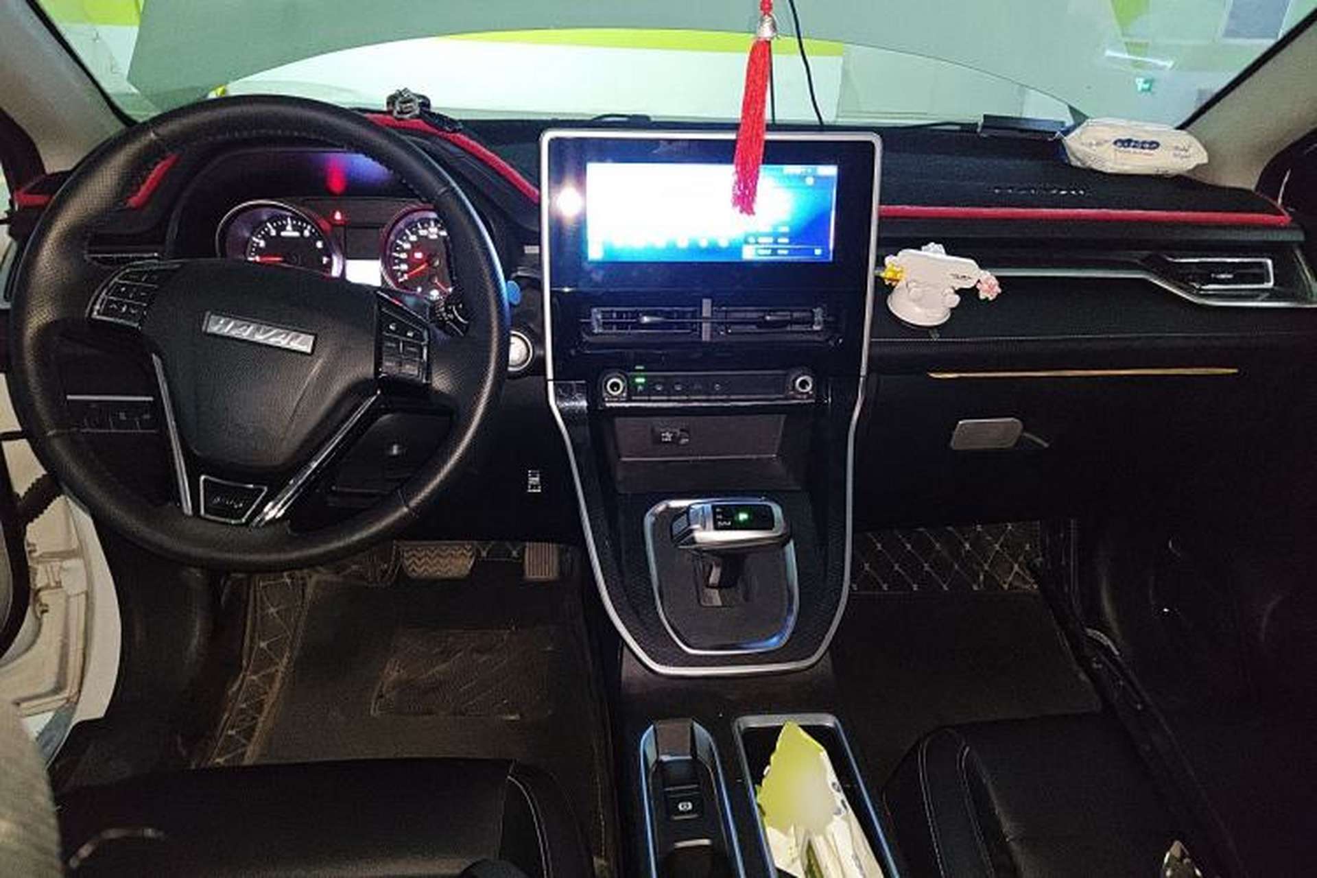 Used Haval M6 2021 PLUS 1.5T DCT Luxury Smart Connectivity Model Center Console