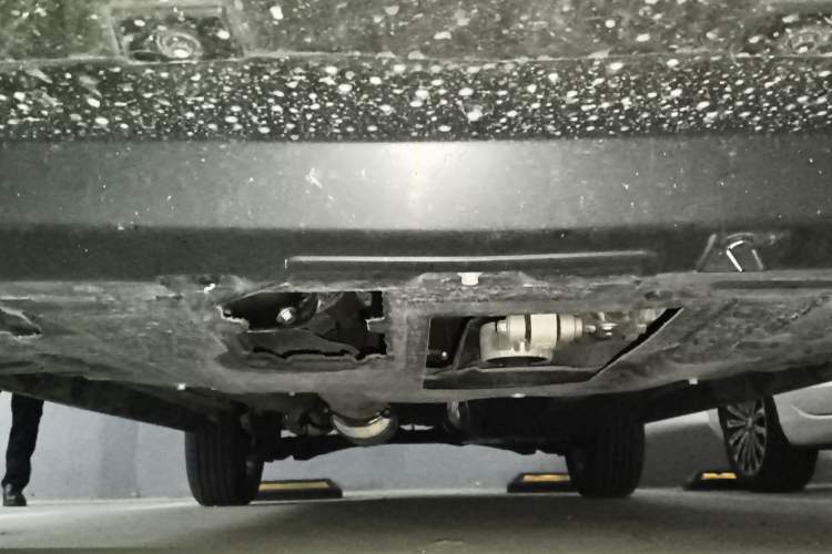 Used Haval M6 2021 PLUS 1.5T Manual Luxury Smart Connectivity Model Chassis Front