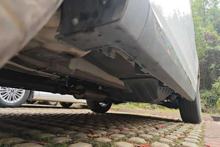 Used Haval M6 2021 PLUS 1.5T DCT Luxury Smart Connectivity Model Chassis Front Left