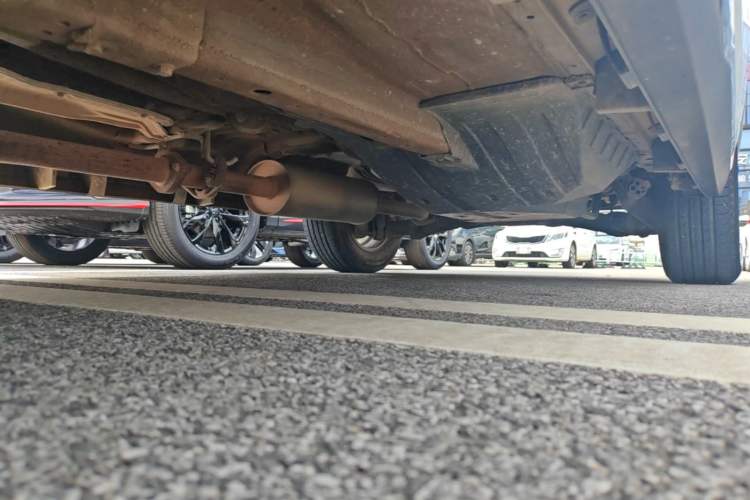 Used Haval M6 2021 PLUS 1.5T DCT Prestige Smart Connectivity Model Chassis Front Left