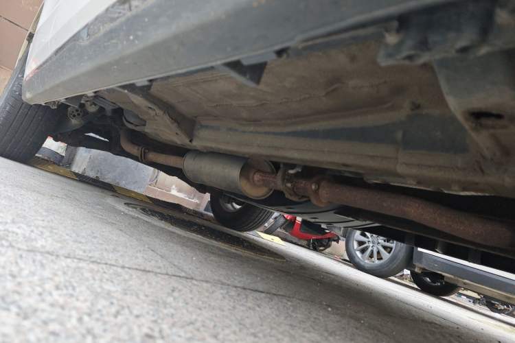 Used Haval M6 2021 PLUS 1.5T DCT Luxury Smart Connectivity Model Chassis Front Right