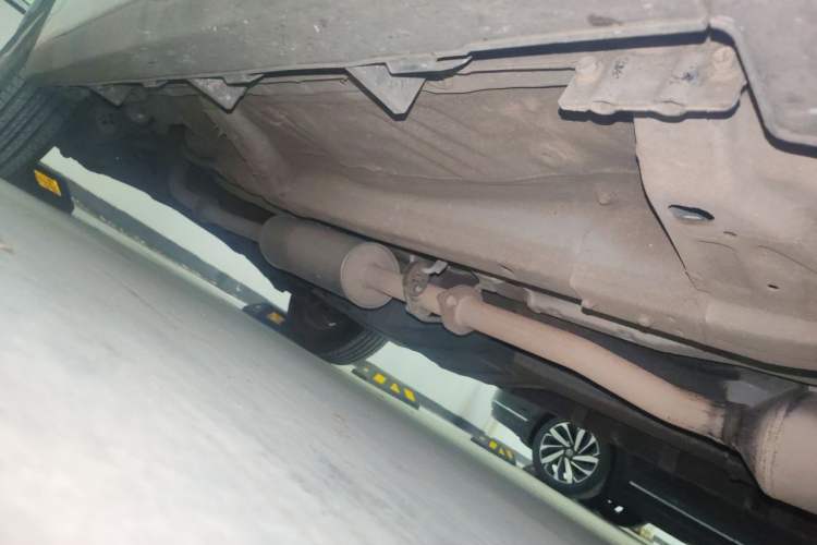 Used Haval M6 2021 PLUS 1.5T Manual Elite Smart Connectivity Model Chassis Front Right