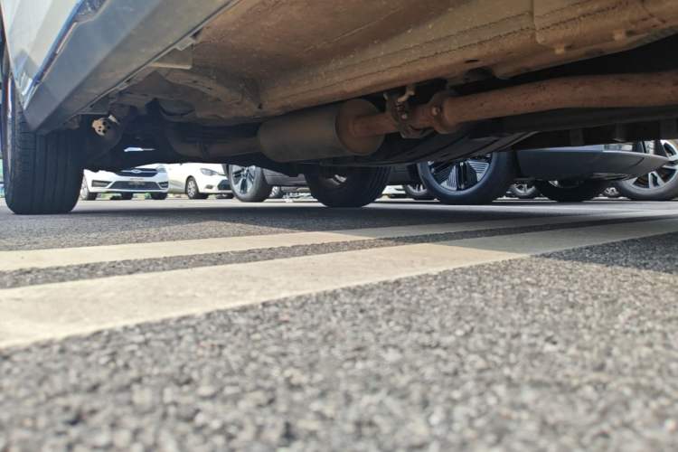 Used Haval M6 2021 PLUS 1.5T DCT Prestige Smart Connectivity Model Chassis Front Right