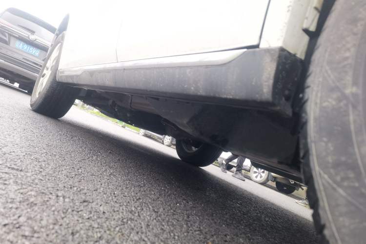 Used Haval M6 2021 PLUS 1.5T DCT Comfort Edition Chassis Rear Left