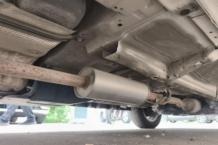 Used Haval M6 2021 PLUS 1.5T DCT Luxury Smart Connectivity Model Chassis Rear Right