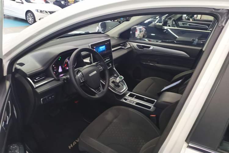 Used Haval M6 2021 PLUS 1.5T DCT Elite Smart Connectivity Model Driver Seat