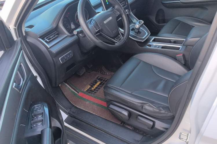 Used Haval M6 2021 PLUS 1.5T DCT Luxury Smart Connectivity Model Driver Seat