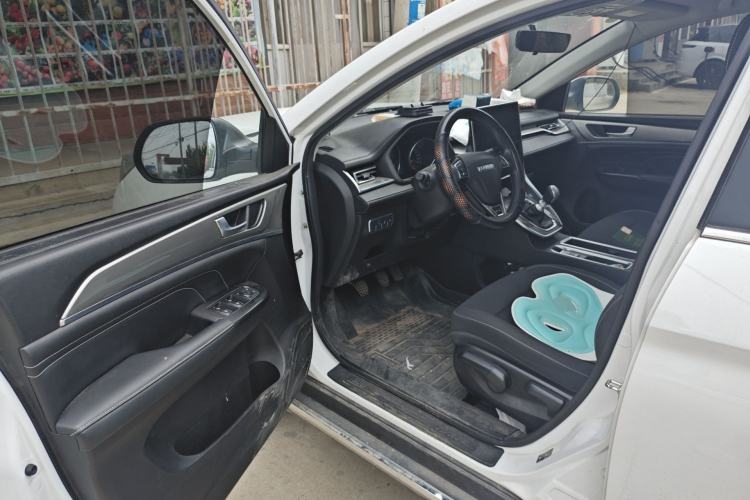 Used Haval M6 2021 PLUS 1.5T Manual Elite Smart Connectivity Model Driver Seat