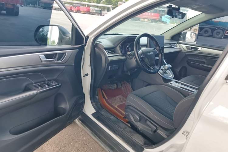 Used Haval M6 2021 PLUS 1.5T DCT Elite Smart Connectivity Model Driver Seat