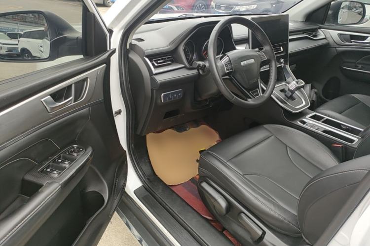 Used Haval M6 2021 PLUS 1.5T DCT Luxury Smart Connectivity Model Driver Seat