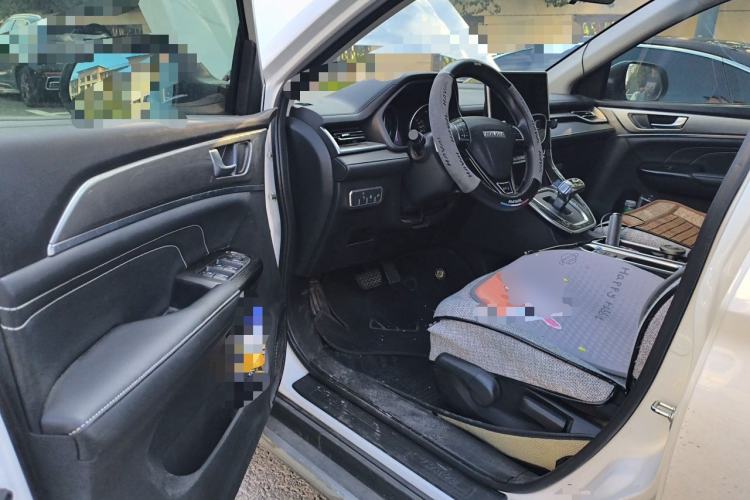 Used Haval M6 2021 PLUS 1.5T DCT Elite Smart Connectivity Model Driver Seat
