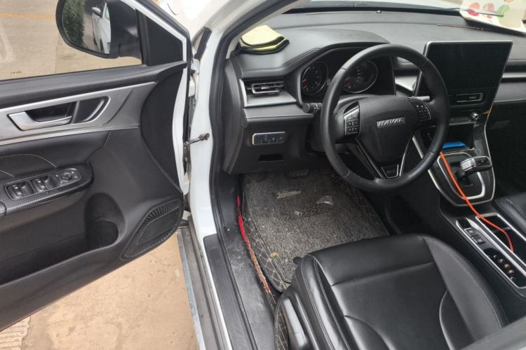 Used Haval M6 2021 PLUS 1.5T DCT Luxury Smart Connectivity Model Driver Seat