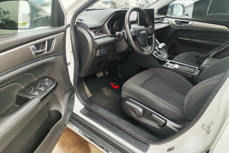 Used Haval M6 2021 PLUS 1.5T DCT Elite Smart Connectivity Model Driver Seat