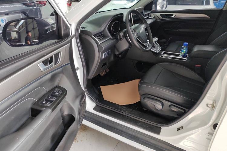 Used Haval M6 2021 PLUS 1.5T DCT Luxury Smart Connectivity Model Driver Seat
