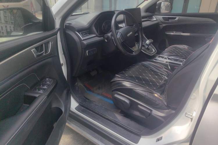 Used Haval M6 2021 PLUS 1.5T DCT Comfort Edition Driver Seat