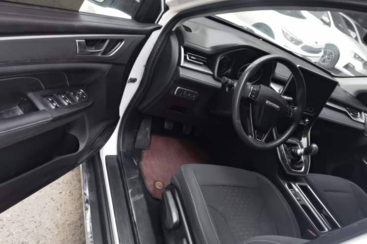 Used Haval M6 2021 PLUS 1.5T Manual Elite Smart Connectivity Model Driver Seat
