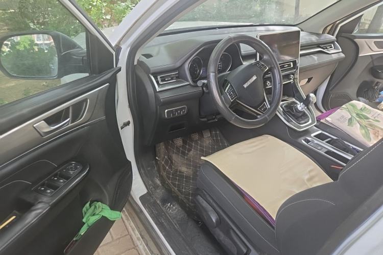 Used Haval M6 2021 PLUS 1.5T Manual Elite Smart Connectivity Model Driver Seat