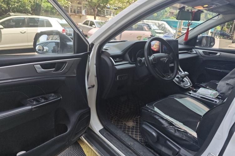 Used Haval M6 2021 PLUS 1.5T DCT Luxury Smart Connectivity Model Driver Seat