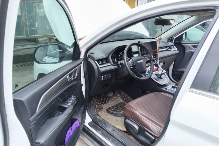 Used Haval M6 2021 PLUS 1.5T DCT Luxury Smart Connectivity Model Driver Seat