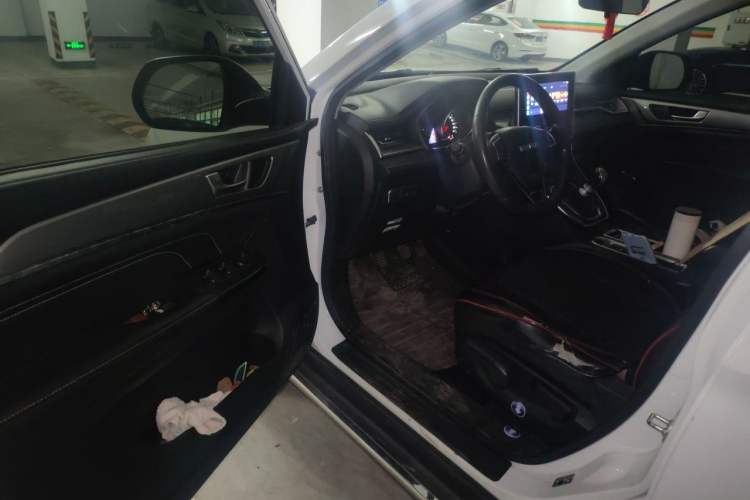 Used Haval M6 2021 PLUS 1.5T Manual Elite Smart Connectivity Model Driver Seat