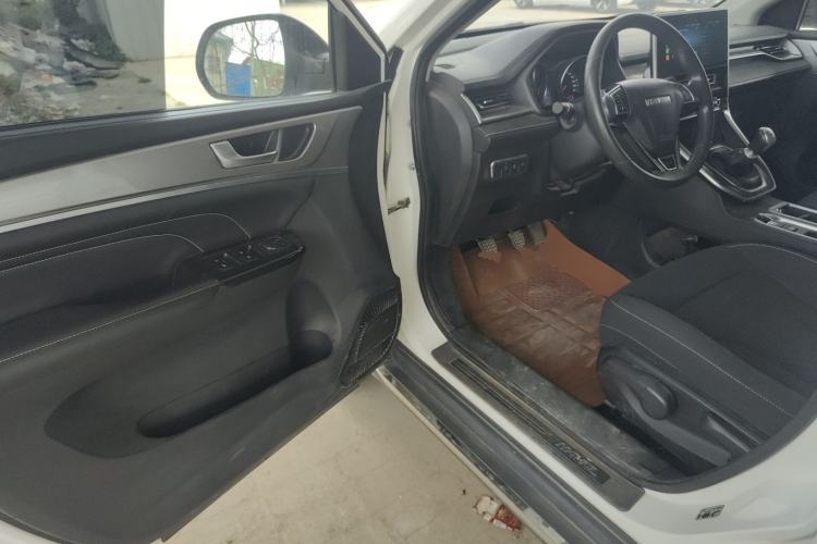 Used Haval M6 2021 PLUS 1.5T Manual Elite Smart Connectivity Model Driver Seat
