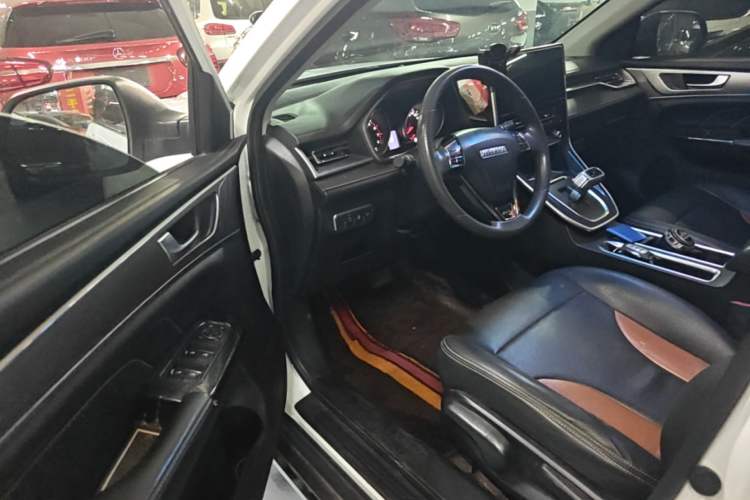 Used Haval M6 2021 PLUS 1.5T DCT Elite Smart Connectivity Model Driver Seat
