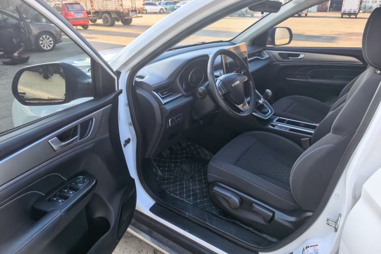 Used Haval M6 2021 PLUS 1.5T Manual Elite Smart Connectivity Model Driver Seat