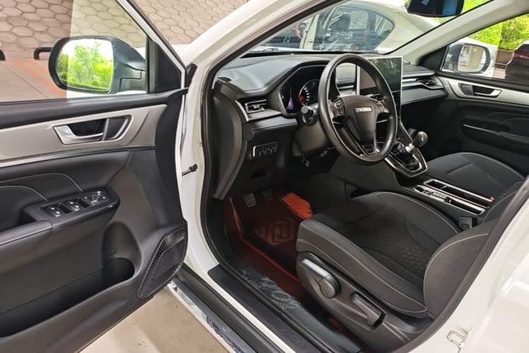 Used Haval M6 2021 PLUS 1.5T Manual Elite Smart Connectivity Model Driver Seat