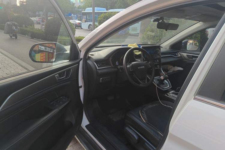 Used Haval M6 2021 PLUS 1.5T DCT Luxury Smart Connectivity Model Driver Seat
