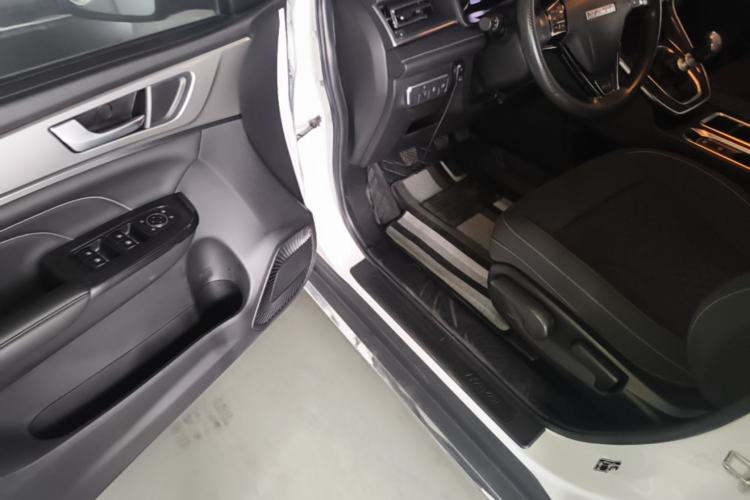 Used Haval M6 2021 PLUS 1.5T Manual Elite Smart Connectivity Model Driver Seat