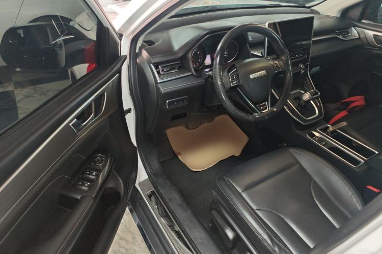 Used Haval M6 2021 PLUS 1.5T DCT Luxury Smart Connectivity Model Driver Seat