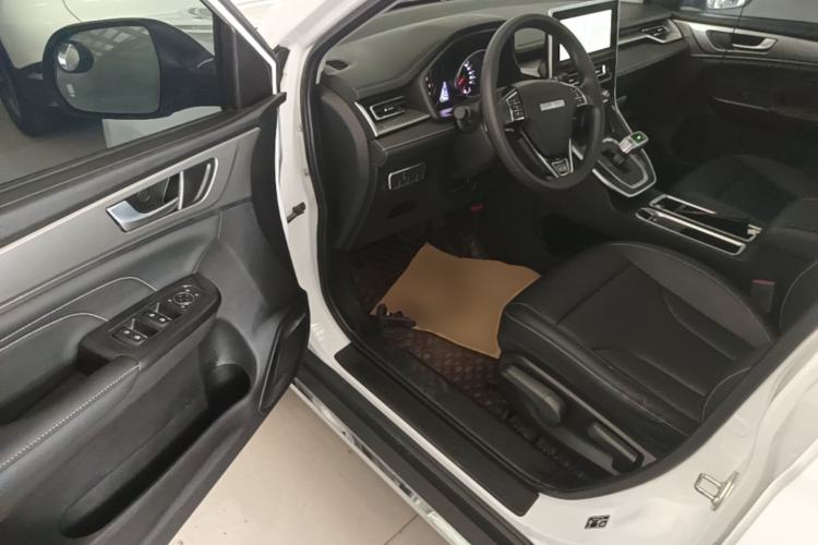 Used Haval M6 2021 PLUS 1.5T DCT Comfort Edition Driver Seat