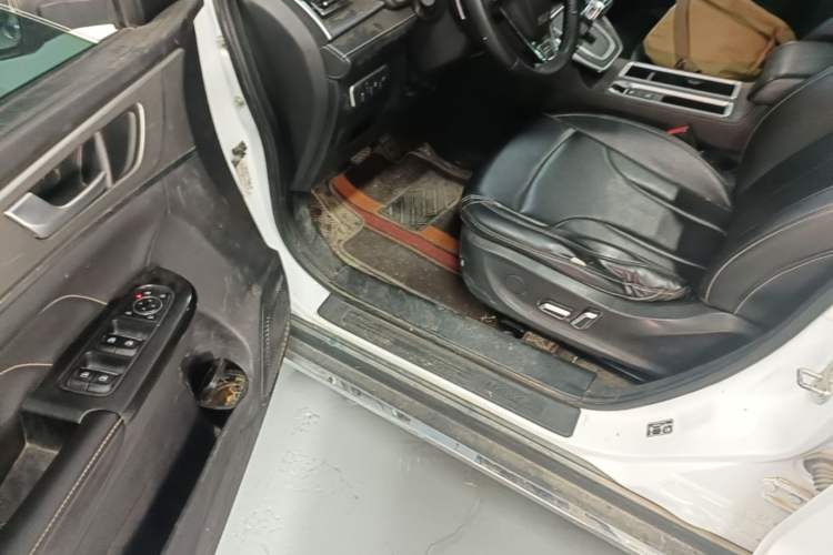 Used Haval M6 2021 PLUS 1.5T DCT Prestige Smart Connectivity Model Driver Seat
