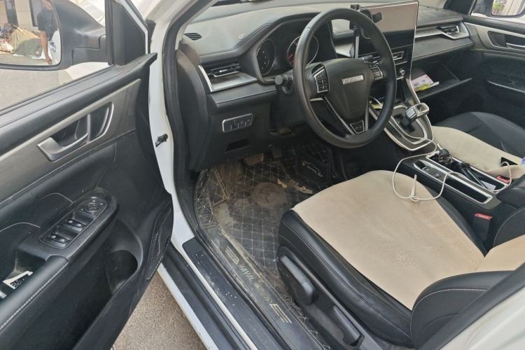 Used Haval M6 2021 PLUS 1.5T DCT Luxury Smart Connectivity Model Driver Seat