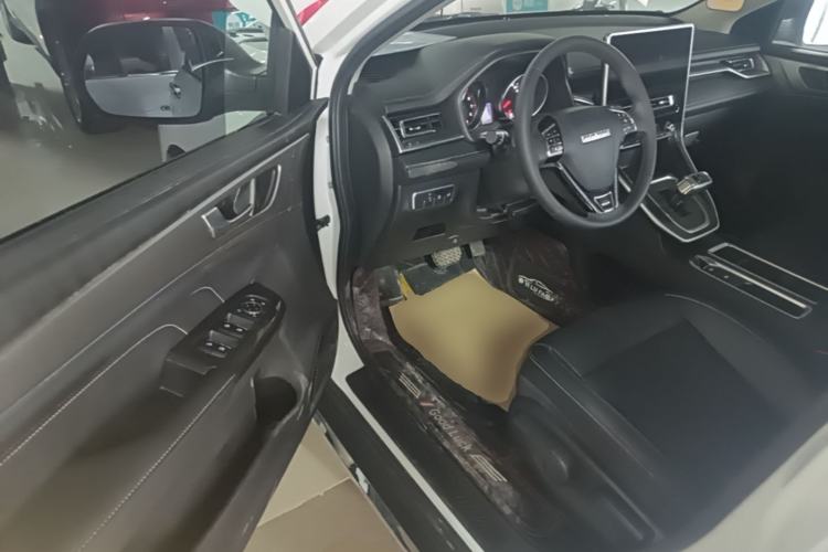 Used Haval M6 2021 PLUS 1.5T DCT Luxury Smart Connectivity Model Driver Seat